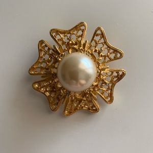 Vintage Brooch